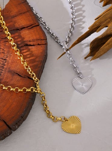 Stainless steel necklace