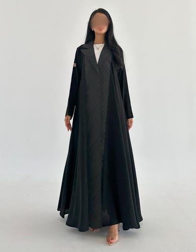 كريب خفيف فاحم مع تفته هندي كلوش رسمي