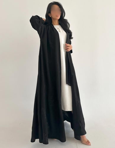 كريب ملكي مطرز كلوش عملي فاحم