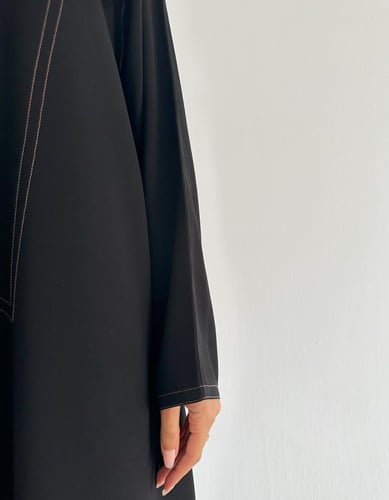 كريب اسود ملكي كلوش عملي بتطريز بني