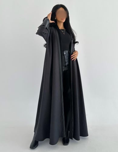 جوخ إيطالي رمادي مع جلد اسود كلوش