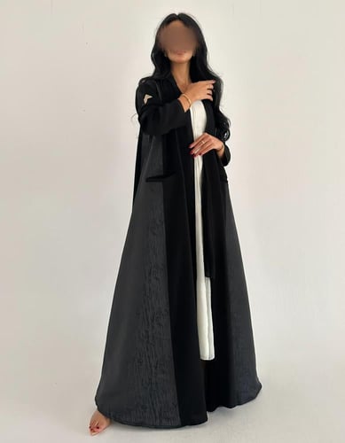 كريب اسود عملي مع تفته كلوش بجيب