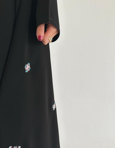 كريب ملكي تطريز كلوش