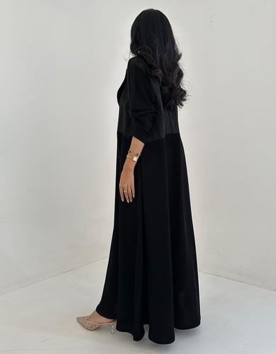 عبايه جاكار مع كريب قصة رسمية كلوش