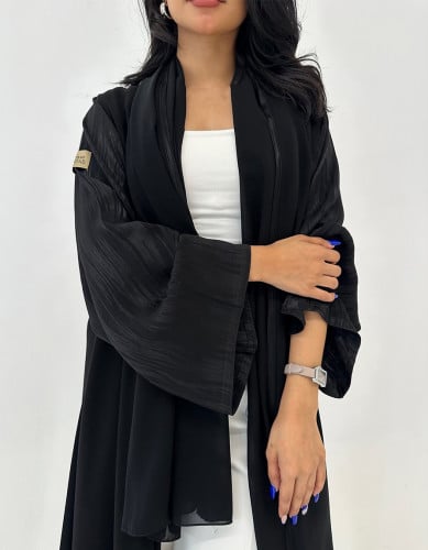 عباية كريب فاحم كلوش مع أكمام واسعه جاكار