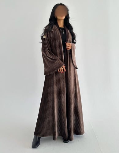 مخمل بني فاتح جاكار كلوش اكمام كلوش