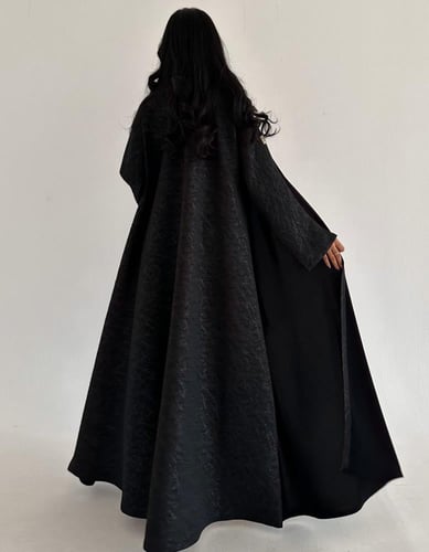 كريب ملكي مع تفته بلمعة من الخلف كلوش