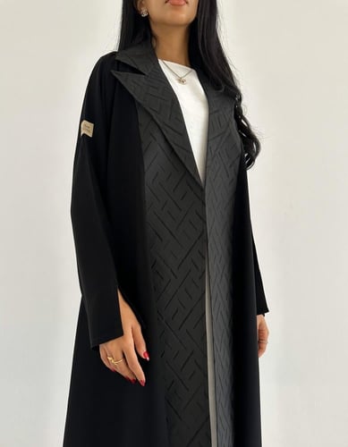 كريب خفيف فاحم مع تفته هندي كلوش رسمي