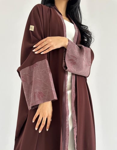 كريب عنابي نص بشت مع لنن مغسول مورد