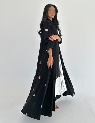 كريب ملكي تطريز كلوش