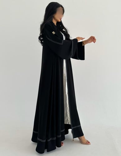 كريب ملكي فاحم كلوش مخطط ابيض عملي