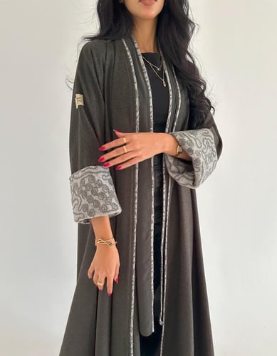 جوخ خفيف مع صوف كلوش