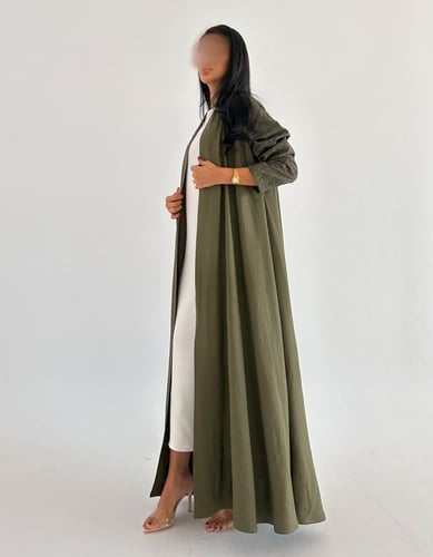 لنن طبيعي نص كلوش مع اكمام لنن مطرز