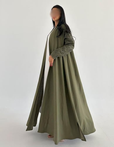 لنن طبيعي نص كلوش مع اكمام لنن مطرز