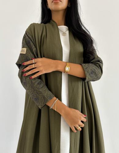 لنن طبيعي نص كلوش مع اكمام لنن مطرز