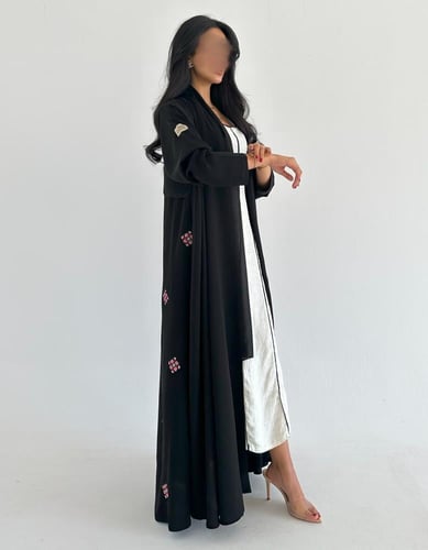 كريب ملكي تطريز كلوش