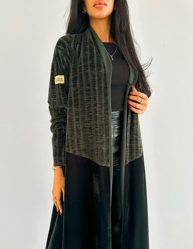 مخمل زيتي ساده مع مخمل شيفون مخطط نص كلوش