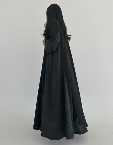 كريب صيفي مع جاكار حرير كلوش