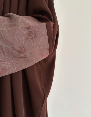 كريب عنابي نص بشت مع لنن مغسول مورد