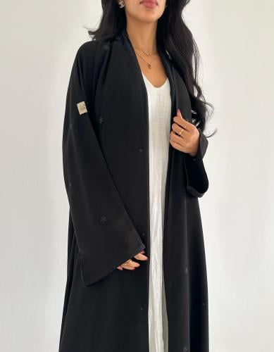 كريب تطريز زري ياباني كلوش اكمام واسعه