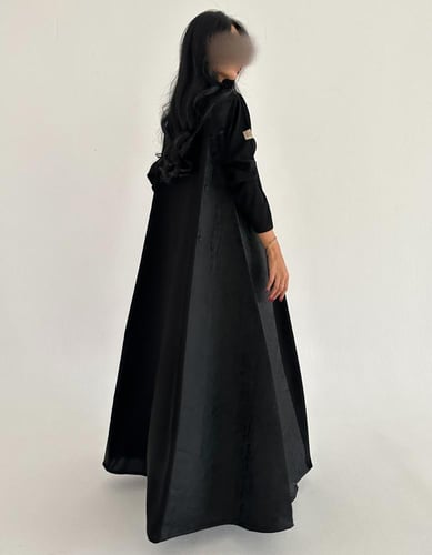 كريب اسود عملي مع تفته كلوش بجيب