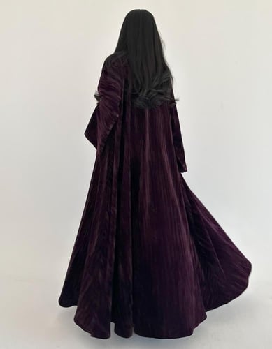 مخمل مكسر نص كلوش اكمام بفتحة