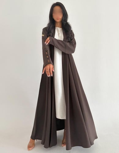 كريب بني عملي كلوش