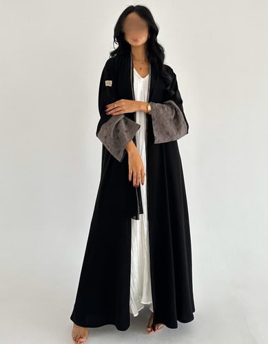 كريب ملكي مع اكمام لنن بني كلوش