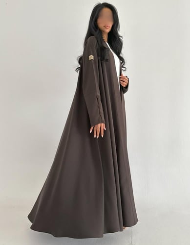 كريب بني عملي كلوش