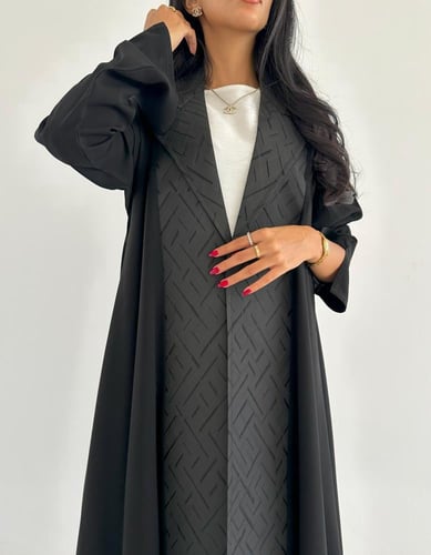 كريب خفيف فاحم مع تفته هندي كلوش رسمي