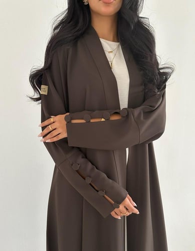 كريب بني عملي كلوش