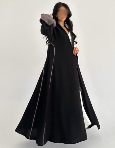 كريب ملكي مع اكمام لنن بني كلوش