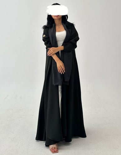 عباية كريب ناعم والأكمام ضيقه زيتي غامق