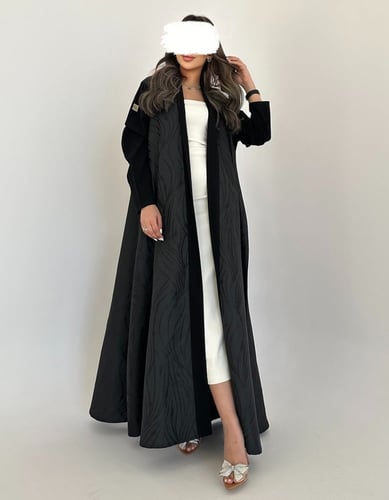 عباية تفته مع اكمام كريب قصة كلوش