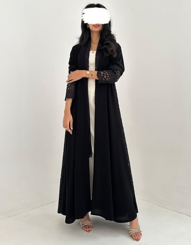 عباية كريب كلوش مع تُل فرنسي