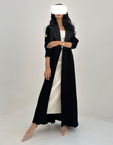 عبايه جاكار مع كريب قصة رسمية كلوش