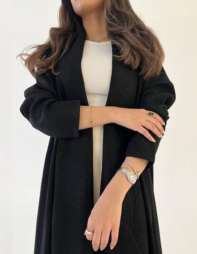 عباية ملكي كلوش مع اكمام لمعة وياقة طويلة