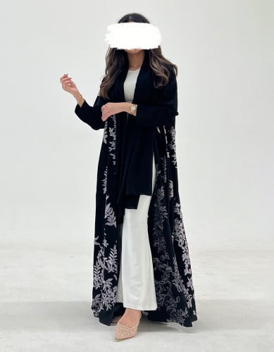 عباية كريب نص كلوش مطرز