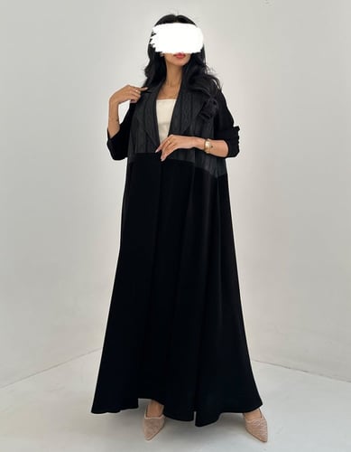 عبايه جاكار مع كريب قصة رسمية كلوش