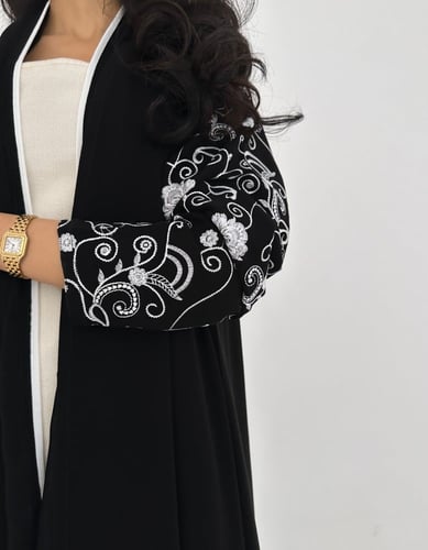 كريب عملي ملكي كلوش أكمام مطرزه