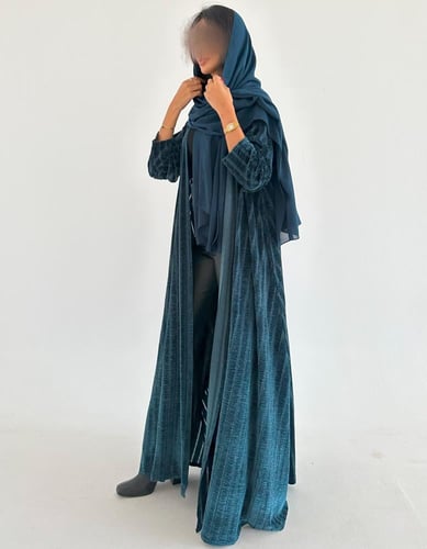 مخمل مع شيفون مكسر نص كلوش