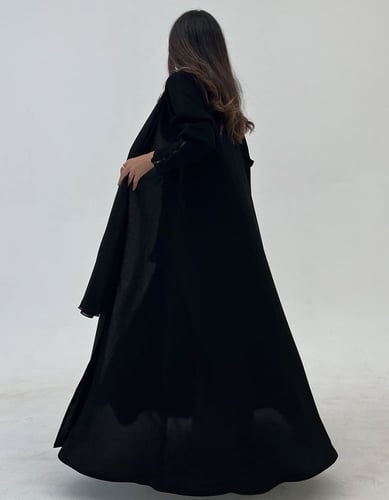 عباية جاكار كلوش أكمام بأزرار