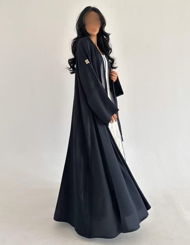 حرير مخطط مع كريب ناعم كلوش بكسرات