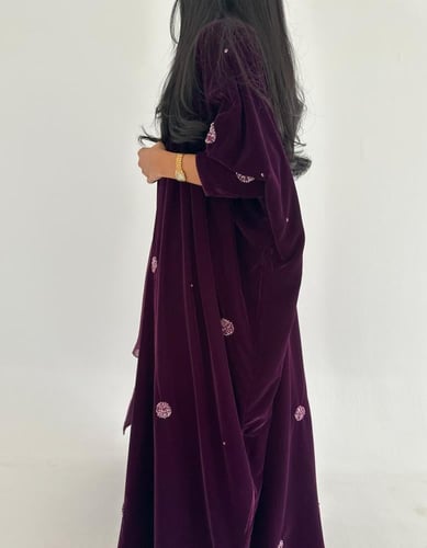 مخمل مطرز يدوي ربع بشت