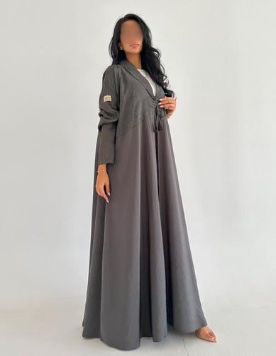 كريب زيتي نص كلوش مع جاكار