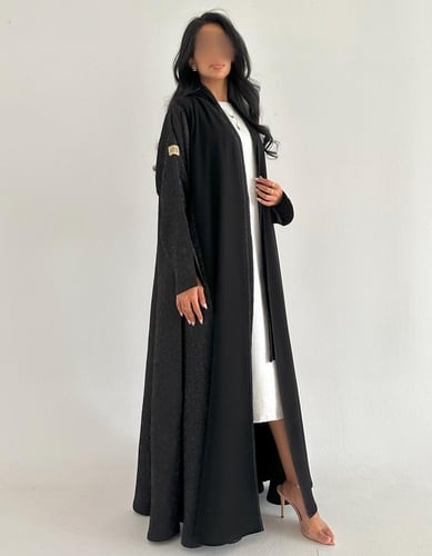 كريب اسود كلوش مع جاكار تفته كوري