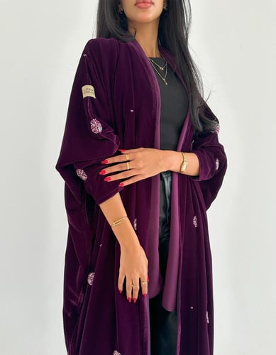 مخمل مطرز يدوي ربع بشت