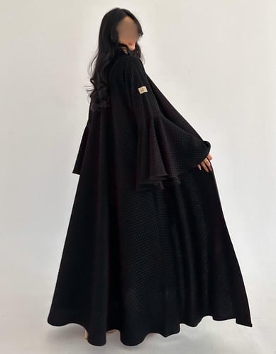 جاكار فاخر كلوش اكمام دائرية