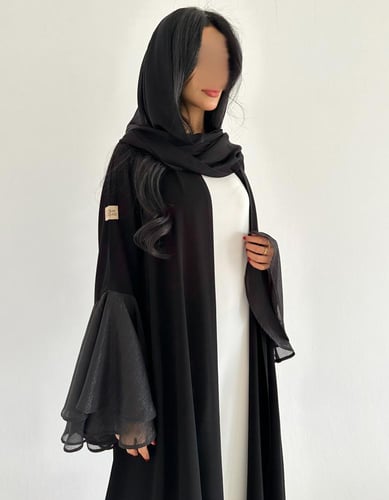 عباية كريب ملكي اسود مع شيفون