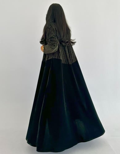 مخمل زيتي ساده مع مخمل شيفون مخطط نص كلوش